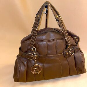 BEBE Brwn Soft Pebbled Leather Gold Chain & Leather Handles Bckle Accents EUC